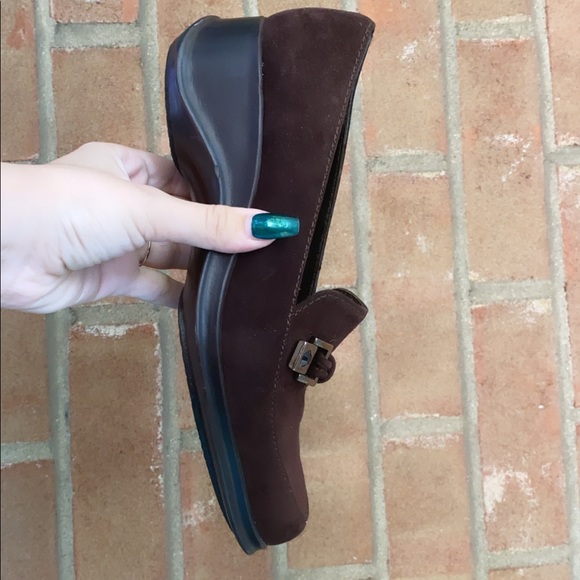 Stuart Weitzman Women's Loafer Shoes - Picture 5 of 7